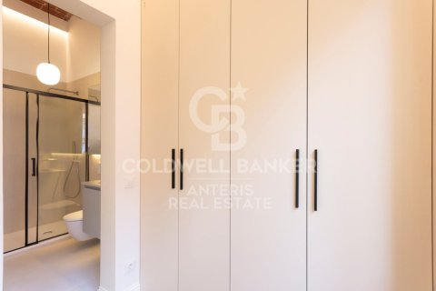 Apartamento de 2 dormitorios en venta en Barcelona, Cataluña, Spain № 5308 - foto 23