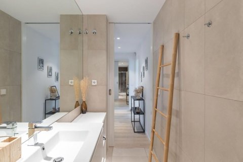 Apartamento de 1 dormitorio en venta en Barcelona, Cataluña, Spain № 8135 - foto 23