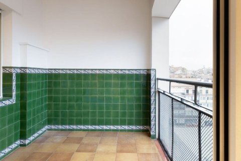 Apartamento de 3 dormitorios en venta en Barcelona, Cataluña, Spain № 8132 - foto 11