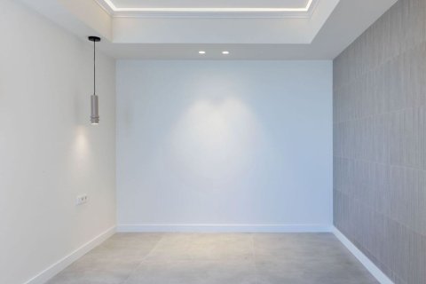 Apartamento de 3 dormitorios en venta en Barcelona, Cataluña, Spain № 8132 - foto 24