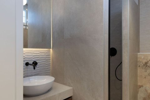 Apartamento de 3 dormitorios en venta en Barcelona, Cataluña, Spain № 8132 - foto 26