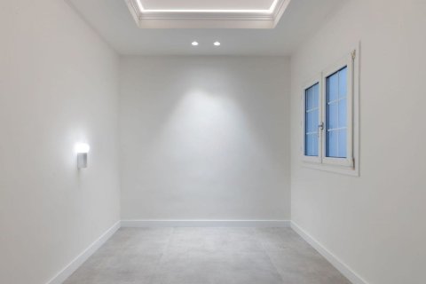 Apartamento de 3 dormitorios en venta en Barcelona, Cataluña, Spain № 8132 - foto 30