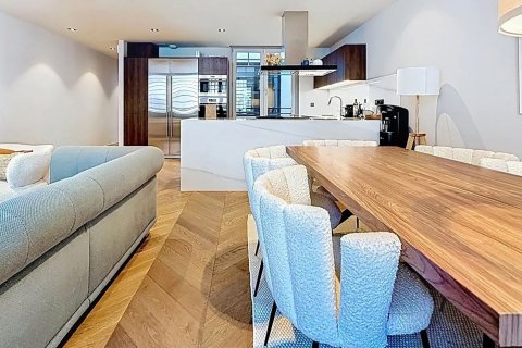 Apartamento de 1 dormitorio en venta en Barcelona, Cataluña, Spain № 8136