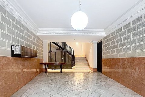 Купить квартиру в Барселона, Испания с 2 комнаты, 105м², № 8136 - фото 18