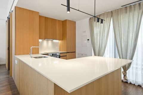 Apartamento de 63 m² en venta en Barcelona, Cataluña, Spain № 8134 - foto 5