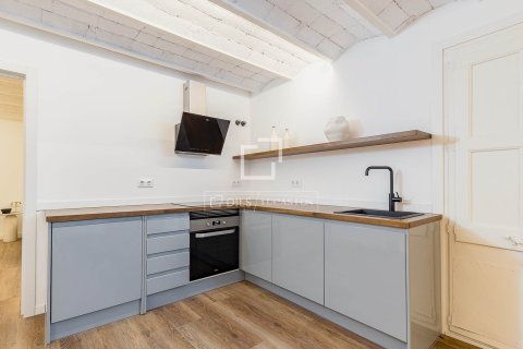 Apartamento de 2 dormitorios en venta en Barcelona, Cataluña, Spain № 6451 - foto 9