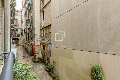Apartamento de 2 dormitorios en venta en Barcelona, Cataluña, Spain № 6451 - foto 29