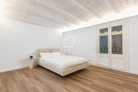 Apartamento de 2 dormitorios en venta en Barcelona, Cataluña, Spain № 6451 - foto 14