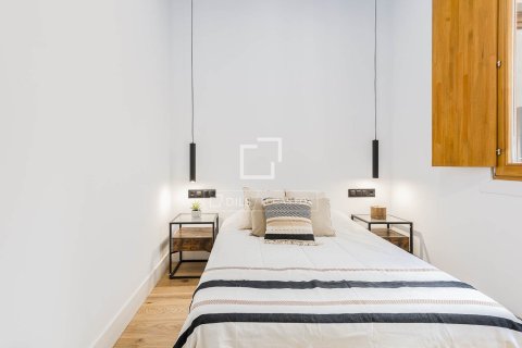 2 bedrooms apartment for sale in Barcelona, Catalonia, Spain № 6448 - photo 18