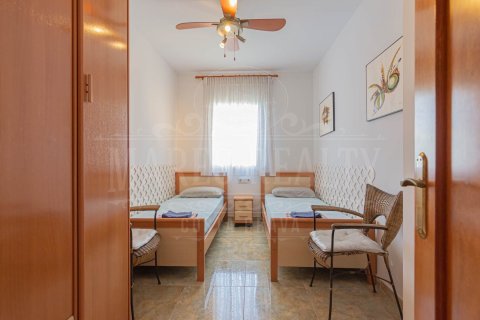 Apartamento de 3 dormitorios en venta en Lloret de Mar, Gerona, Cataluña, Spain № 3087 - foto 14