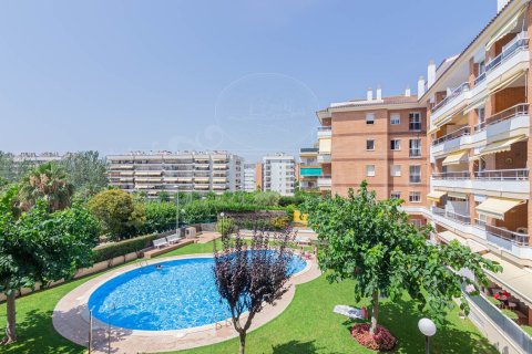 Apartamento de 3 dormitorios en venta en Lloret de Mar, Gerona, Cataluña, Spain № 3087