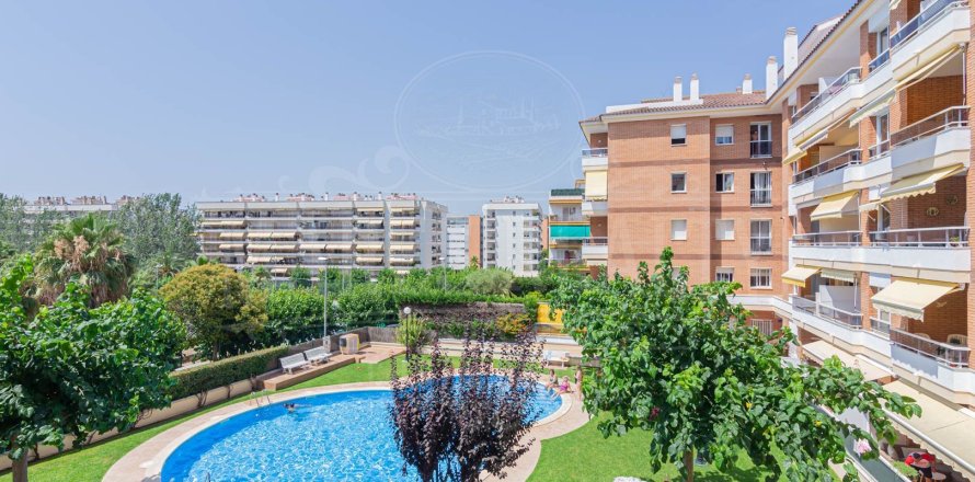 Apartamento de 3 dormitorios en venta en Lloret de Mar, Gerona, Cataluña, Spain № 3087