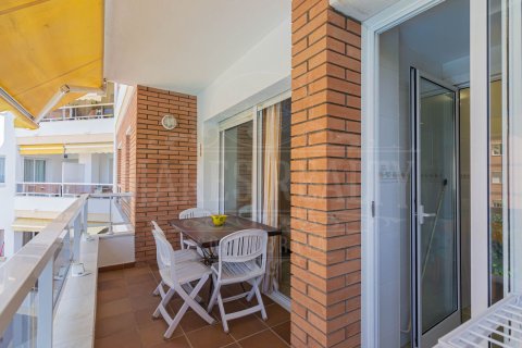 Apartamento de 3 dormitorios en venta en Lloret de Mar, Gerona, Cataluña, Spain № 3087 - foto 20