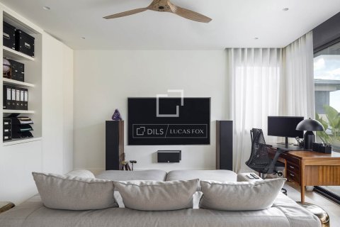 Villa de 5 dormitorios en venta en Barcelona, Cataluña, Spain № 3778 - foto 19