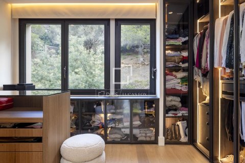 Villa de 5 dormitorios en venta en Barcelona, Cataluña, Spain № 3778 - foto 24