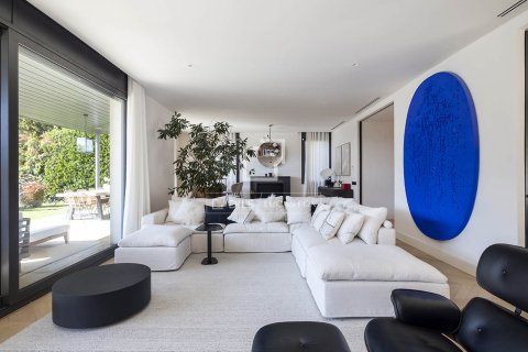 Villa de 5 dormitorios en venta en Barcelona, Cataluña, Spain № 3778 - foto 2