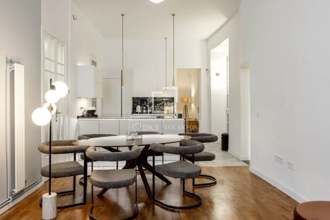Купить квартиру в Барселона, Испания с 3 спальни, 147м², № 3775 - фото 4