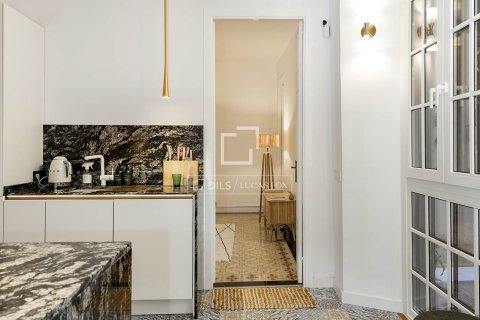 Купить квартиру в Барселона, Испания с 3 спальни, 147м², № 3775 - фото 9