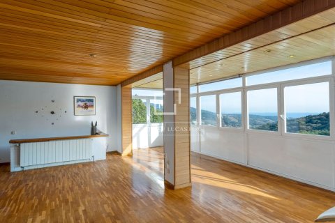 Villa de 3 dormitorios en venta en Alella, Barcelona, Cataluña, Spain № 3777 - foto 5