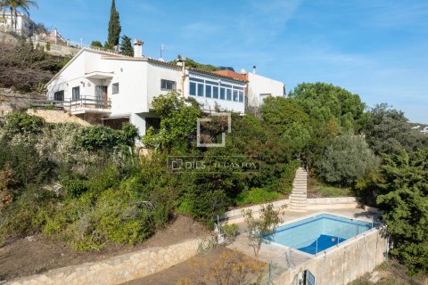 Villa de 3 dormitorios en venta en Alella, Barcelona, Cataluña, Spain № 3777 - foto 2