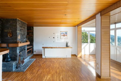 Villa de 3 dormitorios en venta en Alella, Barcelona, Cataluña, Spain № 3777 - foto 10