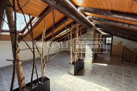 Сasa de 5 dormitorios en venta en Principado De Andorra (Ninguna Poblacion Tiene C.P.), Lérida, Cataluña, Spain № 7962