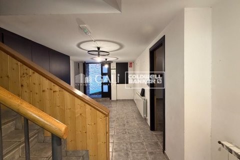 Сasa de 5 dormitorios en venta en Principado De Andorra (Ninguna Poblacion Tiene C.P.), Lérida, Cataluña, Spain № 7962 - foto 9