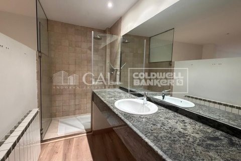 Сasa de 5 dormitorios en venta en Principado De Andorra (Ninguna Poblacion Tiene C.P.), Lérida, Cataluña, Spain № 7962 - foto 16
