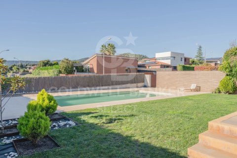 Сasa de 4 dormitorios en venta en Matadepera, Barcelona, Cataluña, Spain № 7963 - foto 30