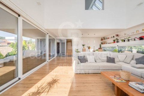 Сasa de 4 dormitorios en venta en Matadepera, Barcelona, Cataluña, Spain № 7963 - foto 18