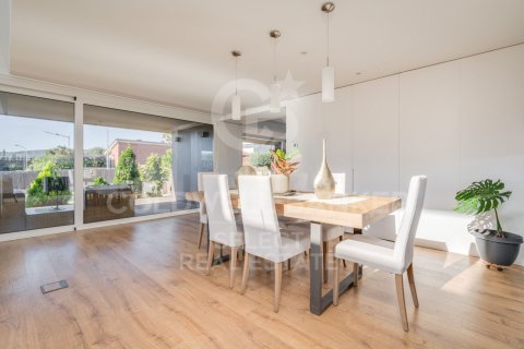 Сasa de 4 dormitorios en venta en Matadepera, Barcelona, Cataluña, Spain № 7963 - foto 14