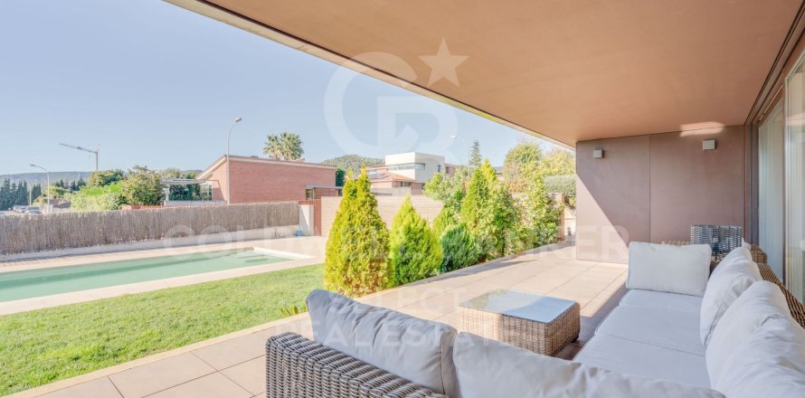 Сasa de 4 dormitorios en venta en Matadepera, Barcelona, Cataluña, Spain № 7963
