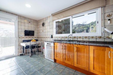 Сasa de 4 dormitorios en venta en Matadepera, Barcelona, Cataluña, Spain № 7959 - foto 12