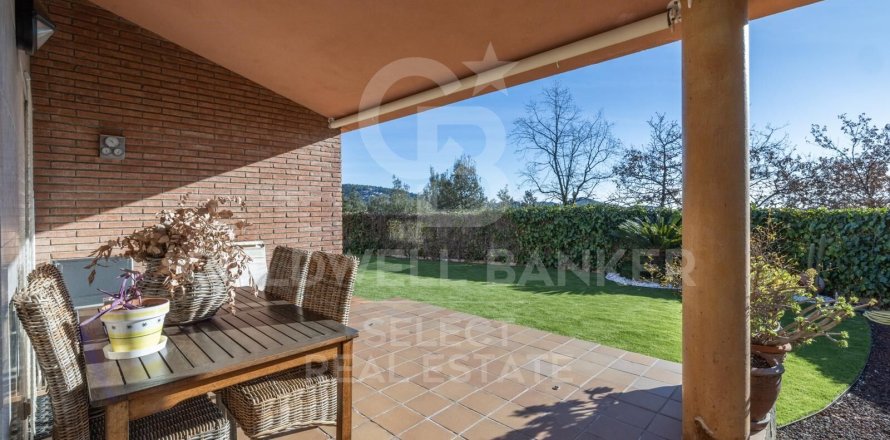 Сasa de 4 dormitorios en venta en Matadepera, Barcelona, Cataluña, Spain № 7959