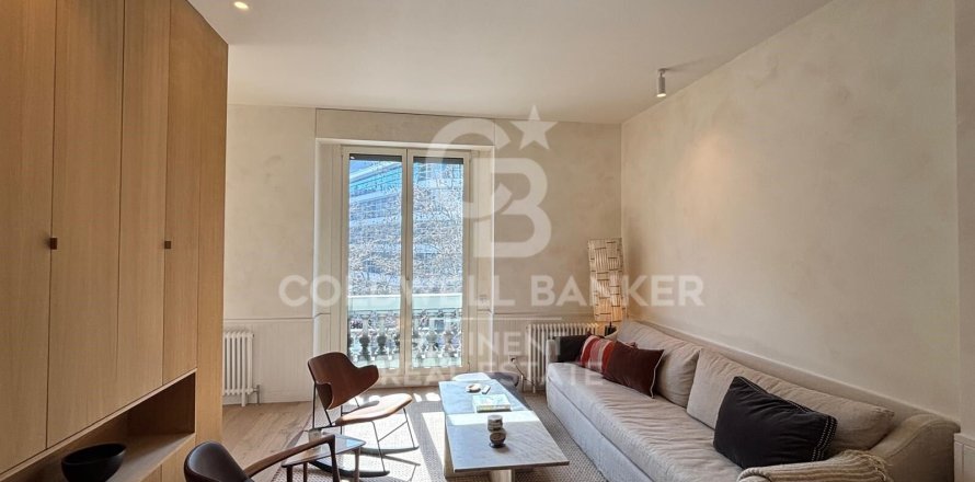 Apartamento de 2 dormitorios en venta en Barcelona, Cataluña, Spain № 7961