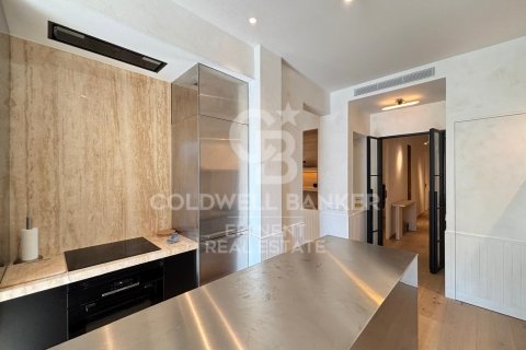 Apartamento de 2 dormitorios en venta en Barcelona, Cataluña, Spain № 7961 - foto 22