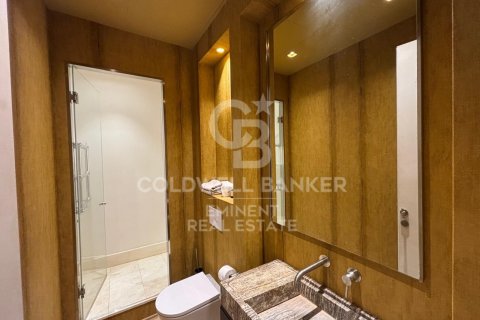 Apartamento de 2 dormitorios en venta en Barcelona, Cataluña, Spain № 7961 - foto 10