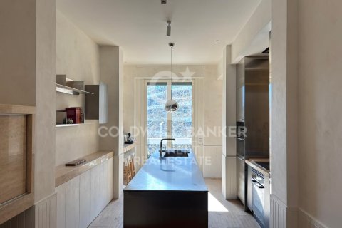 Apartamento de 2 dormitorios en venta en Barcelona, Cataluña, Spain № 7961 - foto 19