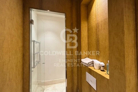 Apartamento de 2 dormitorios en venta en Barcelona, Cataluña, Spain № 7961 - foto 5