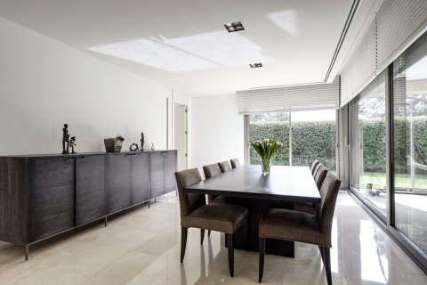 7 bedrooms villa for sale in Pedralbes, Barcelona, Catalonia, Spain № 1231 - photo 23