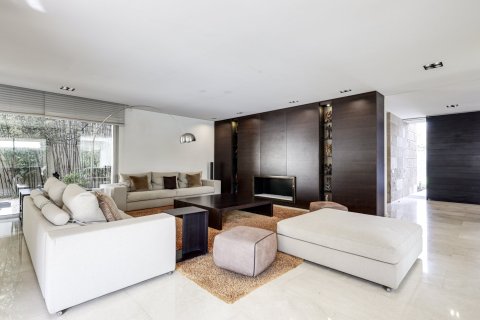 7 bedrooms villa for sale in Pedralbes, Barcelona, Catalonia, Spain № 1231 - photo 9