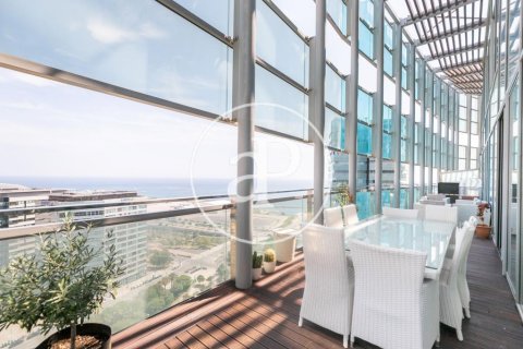Ático de 3 dormitorios en venta en Sant Martí, Barcelona, Cataluña, Spain № 2450 - foto 23