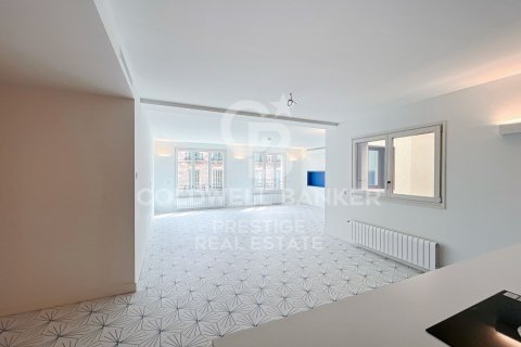 3 bedrooms apartment for sale in Barcelona, Catalonia, Spain № 5930 - photo 14