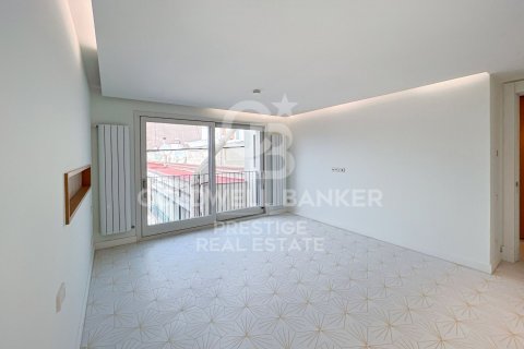 3 bedrooms apartment for sale in Barcelona, Catalonia, Spain № 5930 - photo 13
