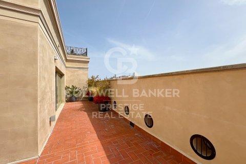 3 bedrooms apartment for sale in Barcelona, Catalonia, Spain № 5930 - photo 7