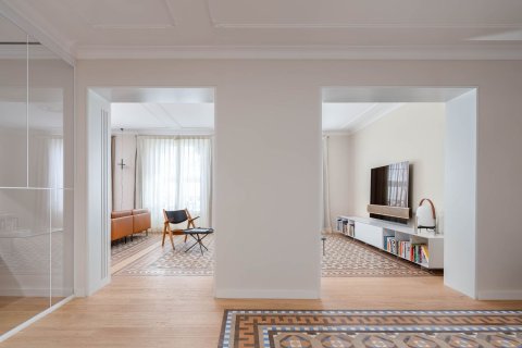 Apartamento de 3 dormitorios en venta en Barcelona, Cataluña, Spain № 6235 - foto 14