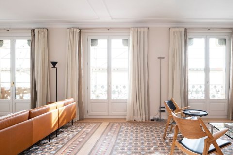 Apartamento de 3 dormitorios en venta en Barcelona, Cataluña, Spain № 6235 - foto 7
