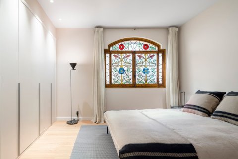 Apartamento de 3 dormitorios en venta en Barcelona, Cataluña, Spain № 6235 - foto 22