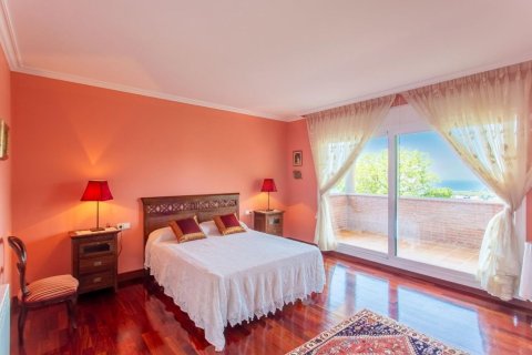 Сasa de 7 dormitorios en venta en Sant Andreu de Llavaneres, Barcelona, Cataluña, Spain № 6236 - foto 28
