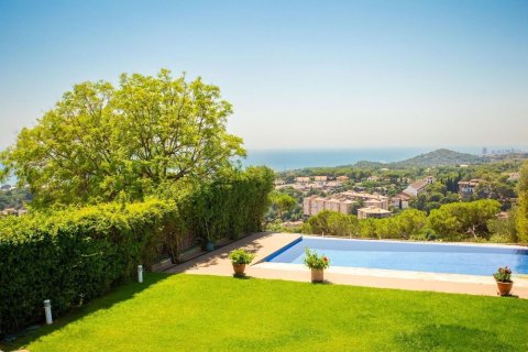 Сasa de 7 dormitorios en venta en Sant Andreu de Llavaneres, Barcelona, Cataluña, Spain № 6236 - foto 5